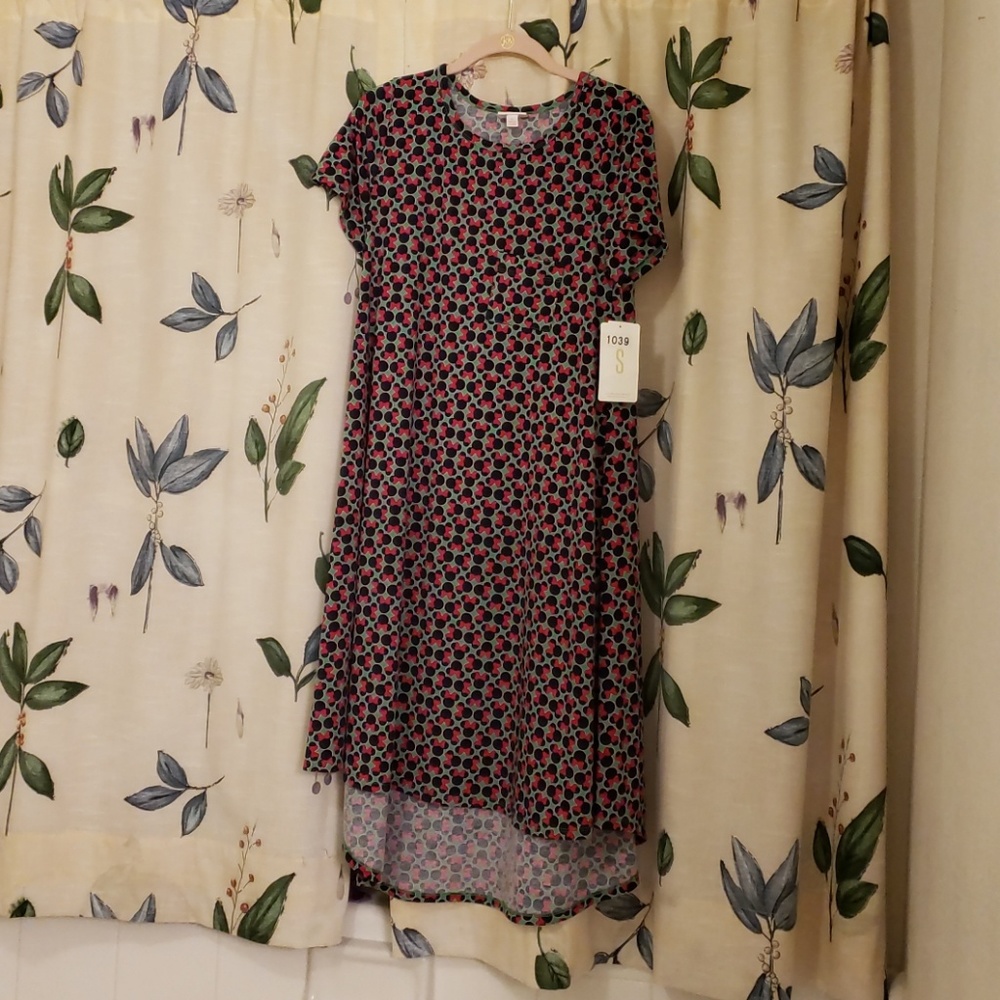 S Lularoe Disney Carly